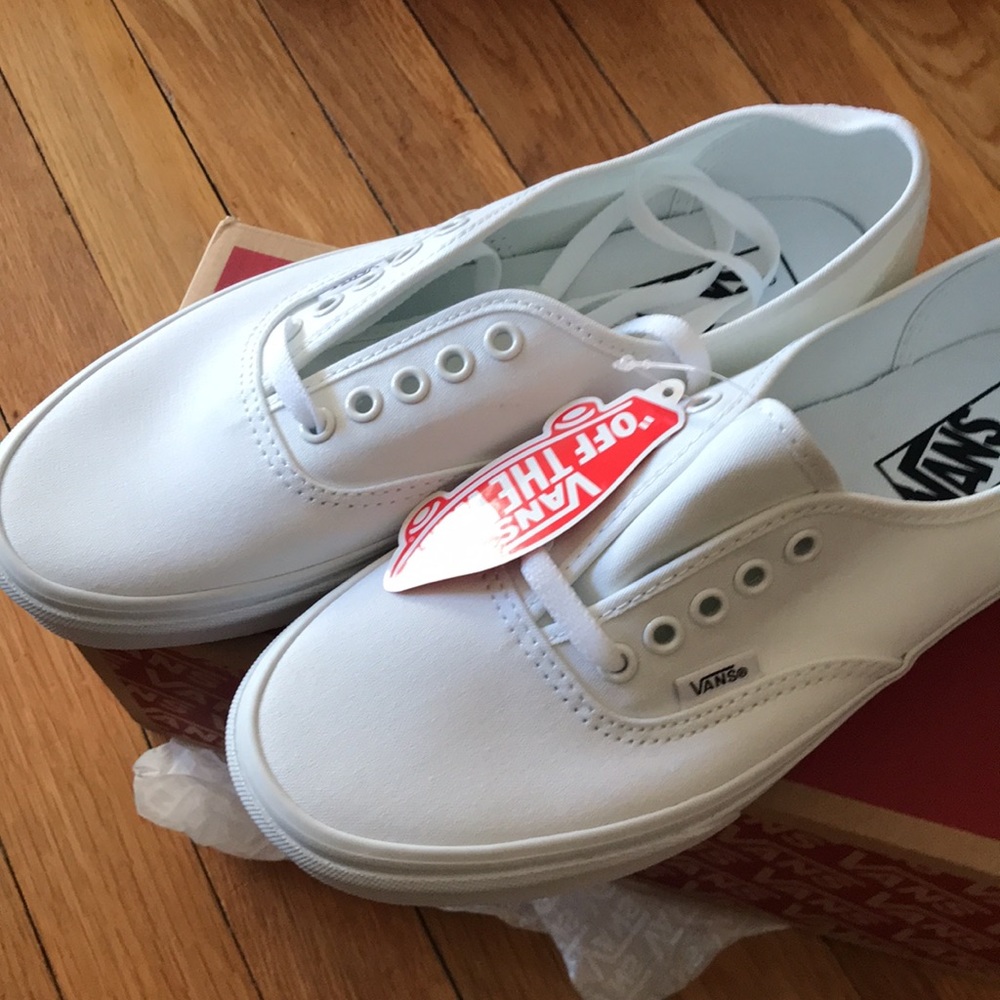 Vans authentic white shoes Mens 8 New with box new with tags classic